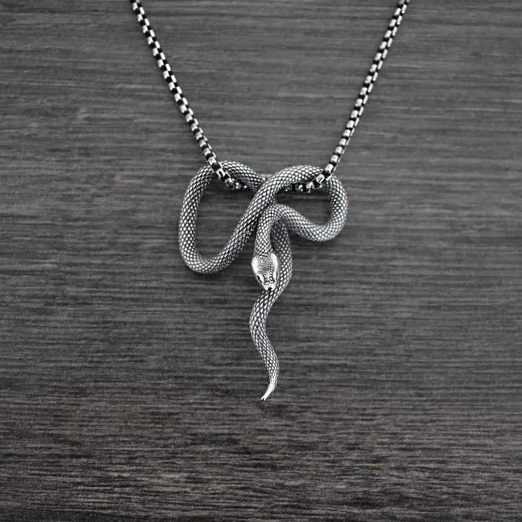Gothic Snake Pendant Necklace For Women With Alloy Geometric Design Jewelry Gift