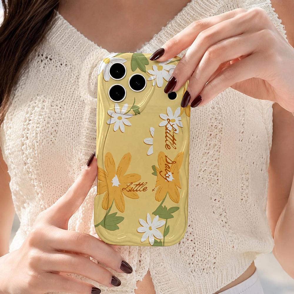 Little Daisy Cream Yellow Phone Case For iPhone 17 16 15 14 13 12 11 Pro Max Plus Wavy Edge Protective Cover