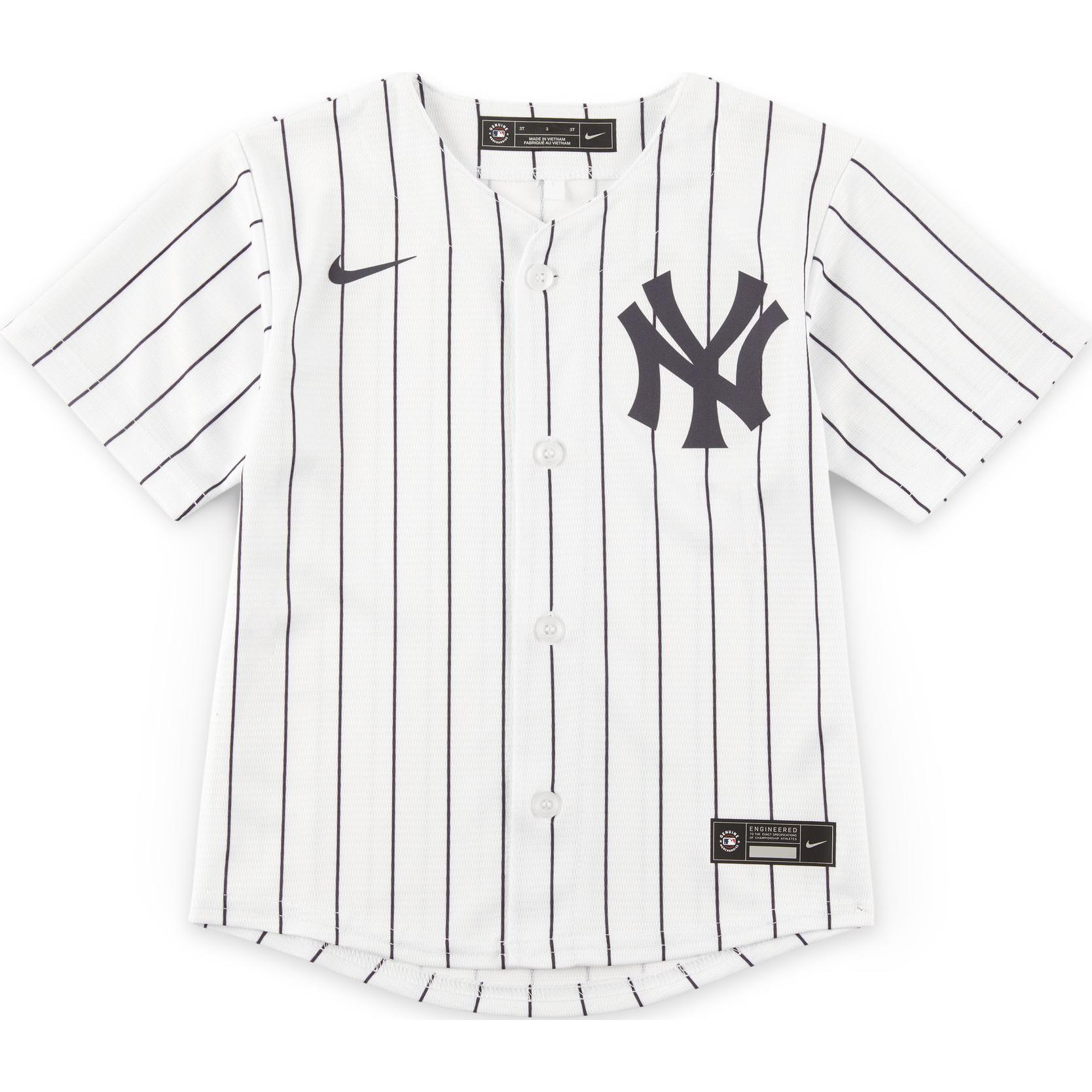 Nike T Shirt White Children Aged 3 7 Years Old HJ7866-100 2T