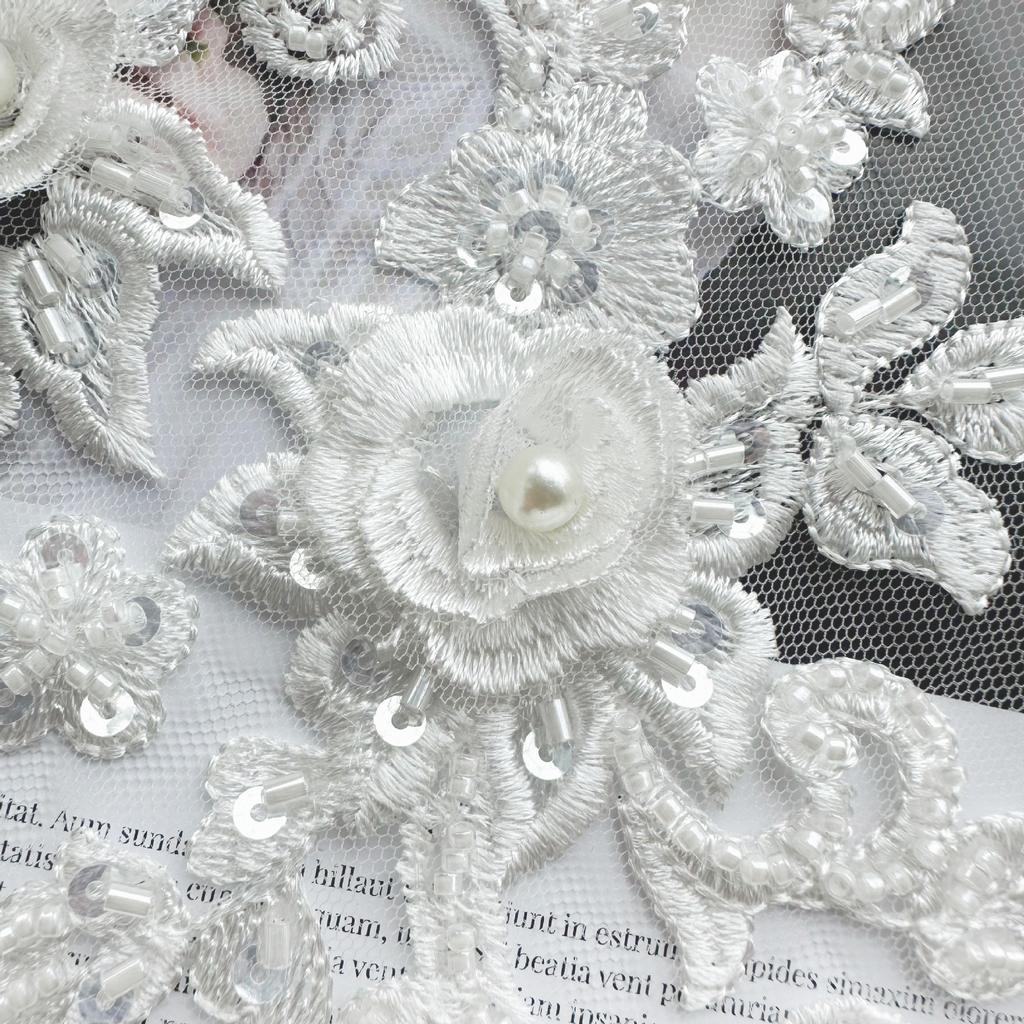 White Beaded Sequins Three-Dimensional Flower Jewelry Wedding Dress Clothing Accessories Handmade Accessories