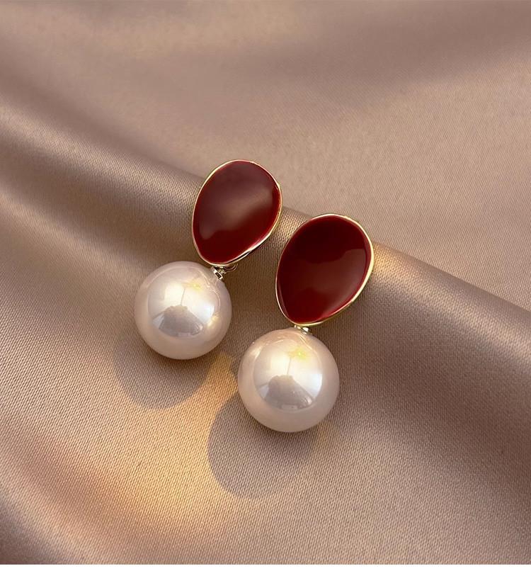 2026 Autumn and Winter High-End Earrings