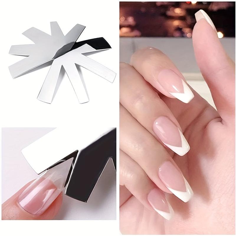 Stampo per Nail Art a V French Smile Cut - Strumento per Bordi Manicure in Acciaio Inossidabile con Design Francese per Nail Art di Qualità da Salone - Facile da Usare e Durevole