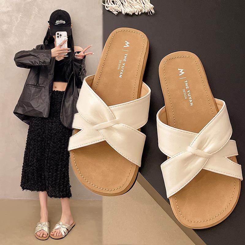 Fashion 2025 NEW Fashionable Flat Bottom Beach Sandals Women's Strap Slippers Anti-slip Home Fairy Style Leisure Shoes