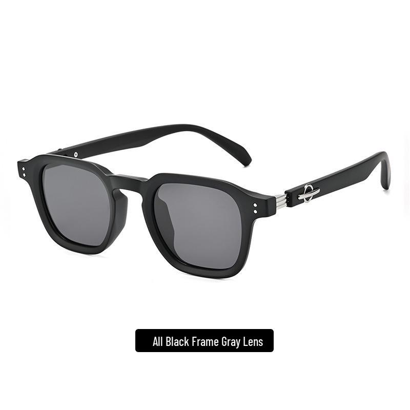 Stylish Polarized Wood Grain Rivet Sunglasses for Women & Men - High-End Look with UV Protection