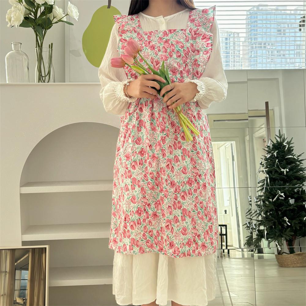Modern Cotton Sleeveless Apron For Flower Arranging With Tulip Pattern For Home Studio Use