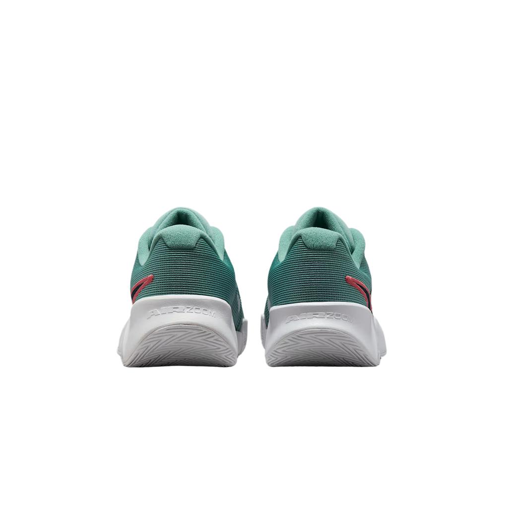 New Nike GP Challenge Pro Low Top Tennis Shoes Men's Green FB3145-004