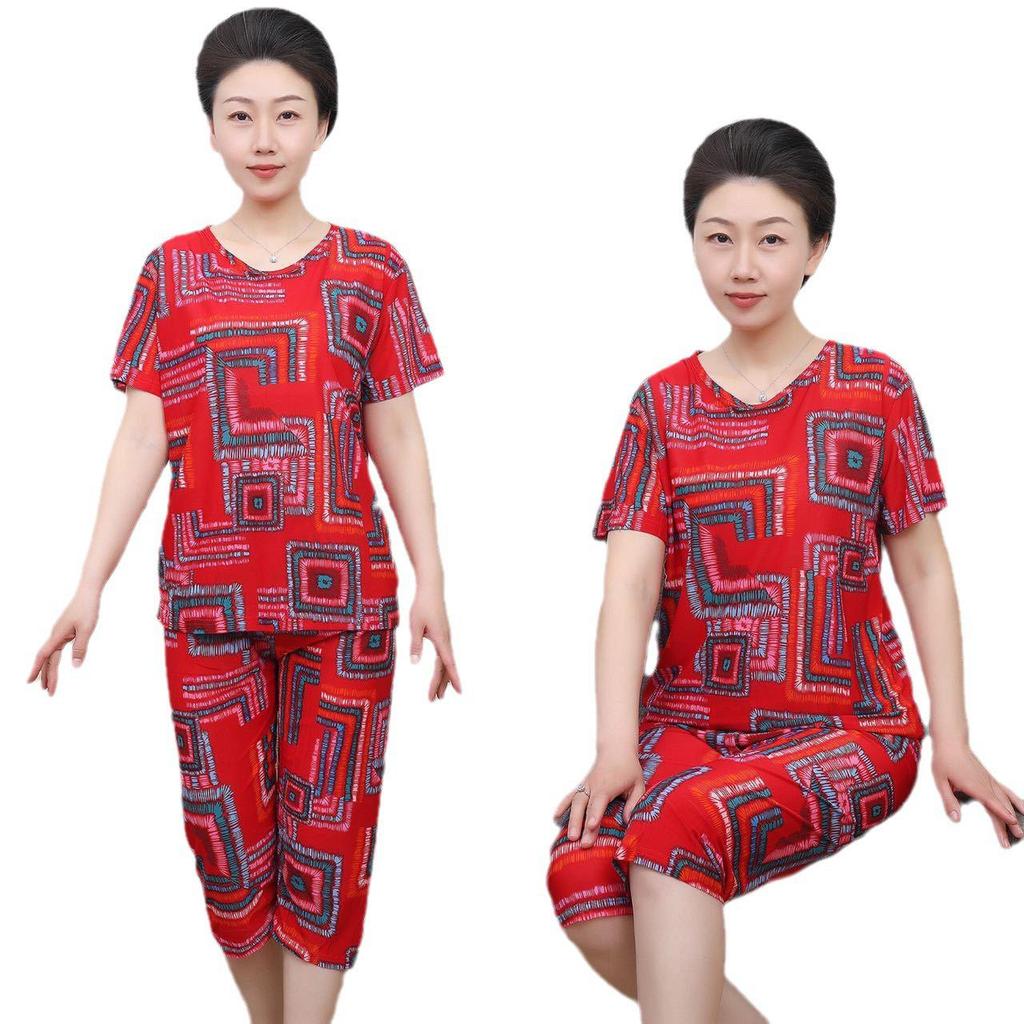 Summer Ice Silk Casual Suit for Elderly Women: Short Sleeve Fashion Outfit for Mothers and Grandmothers