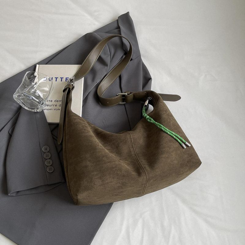 Large-capacity Tote Bag, Simple and Fashionable Single-shoulder Bag, Commuting and School Single-shoulder Crossbody Bag