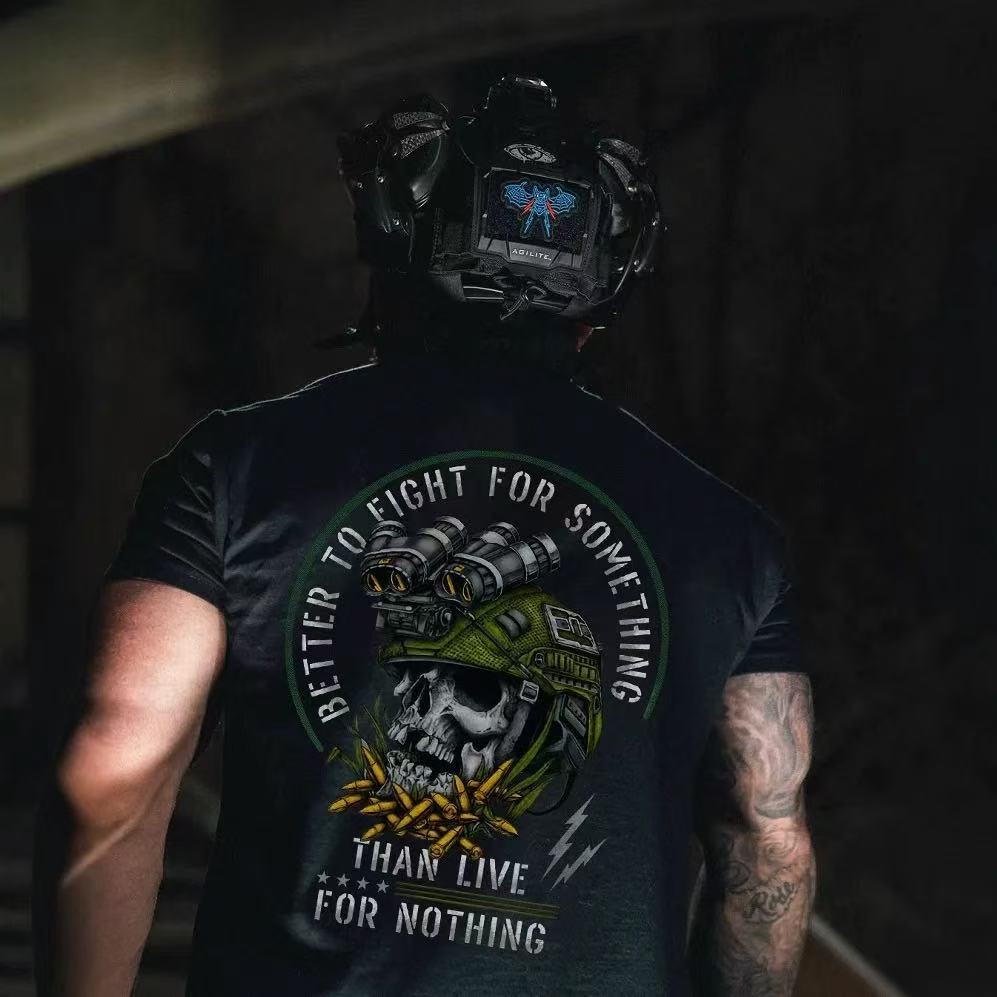 2026 New Military Style Tactical Helmet Feast on Bullets Graphic Print High Quality Mens Short Sleeve Loose Casual TShirt