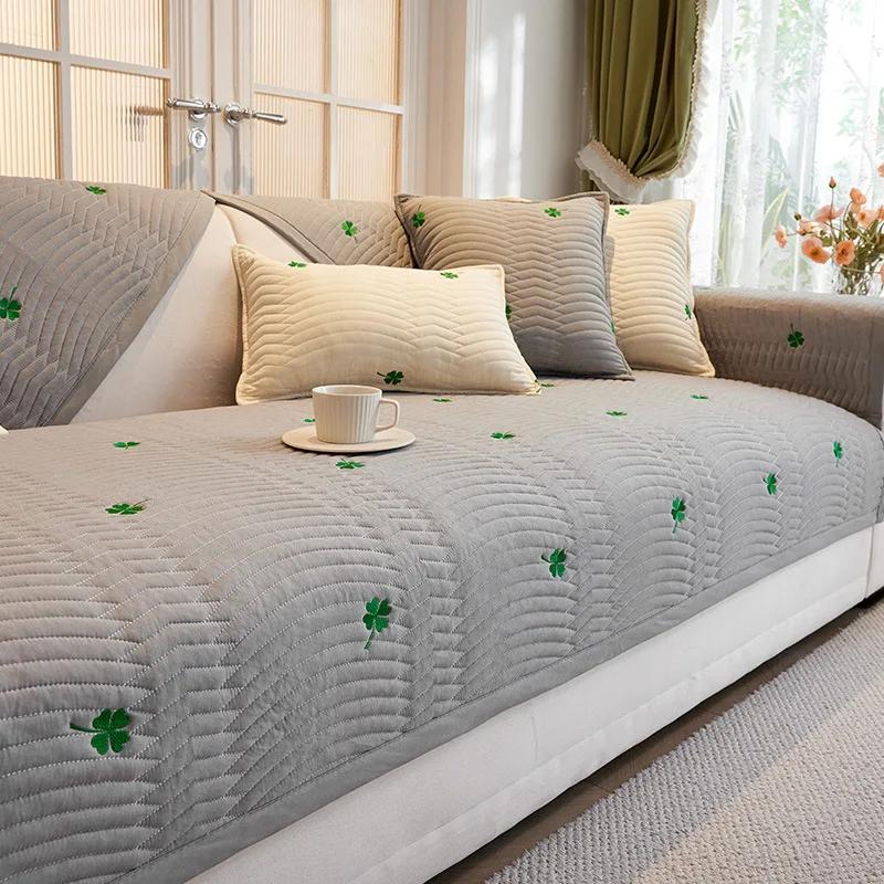 

New Polyester Cotton Clover Sofa Cover for Living Room Universal Sofa Mat Non-Slip Cream Wind Sofa Cover Cushion Home Slipcovers 70x70cm 1pcs сірий