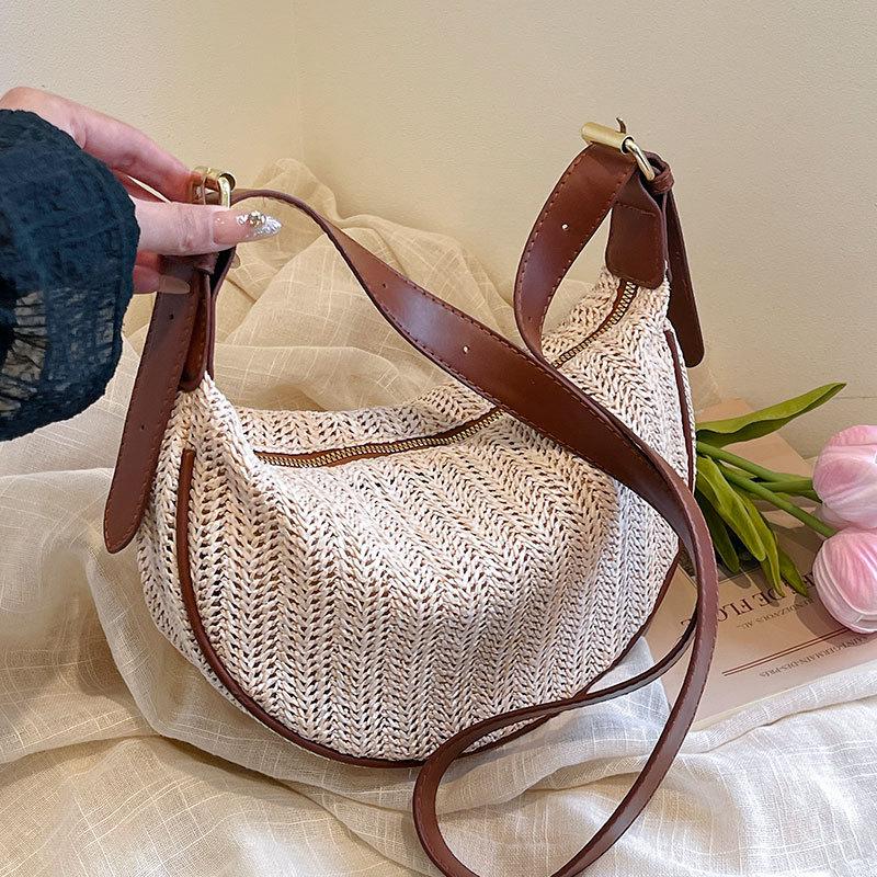 Spring and Summer New Contrasting Colors Casual Simple Straw Dumpling Bag Women's Niche Ins Style Versatile Commuter Vacation Messenger Bag