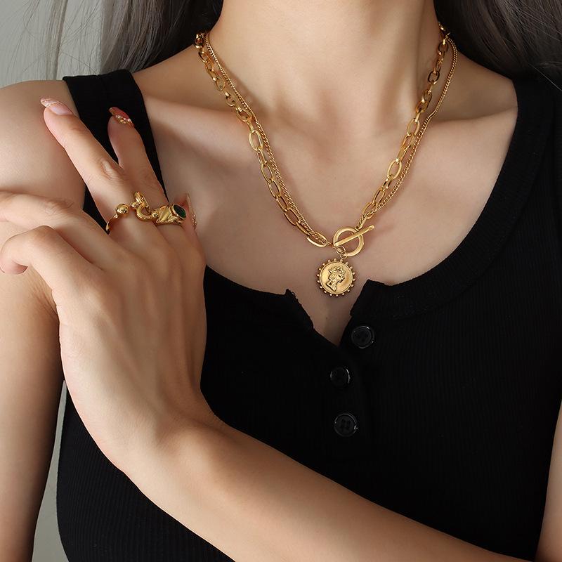 European Style 18K Gold Plated Titanium Steel Queen Portrait Double Layer Necklace
