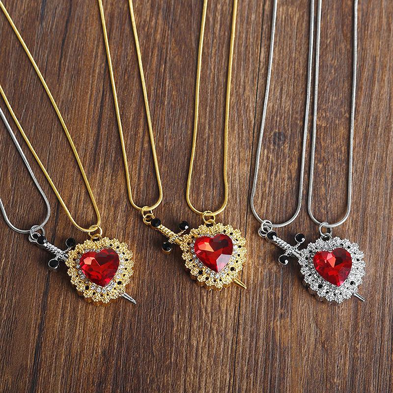 2pcs Fashion Creative Love Sword Heart Shape Pendant Necklace Couples Women and Men Party Jewelry Couple Gift Accessories