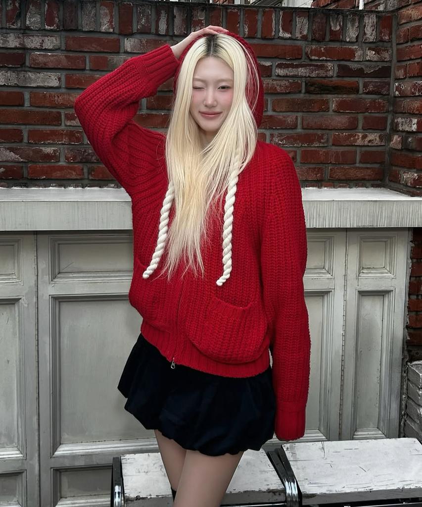 Youhee Rope Hood Zip-Up Knit Red