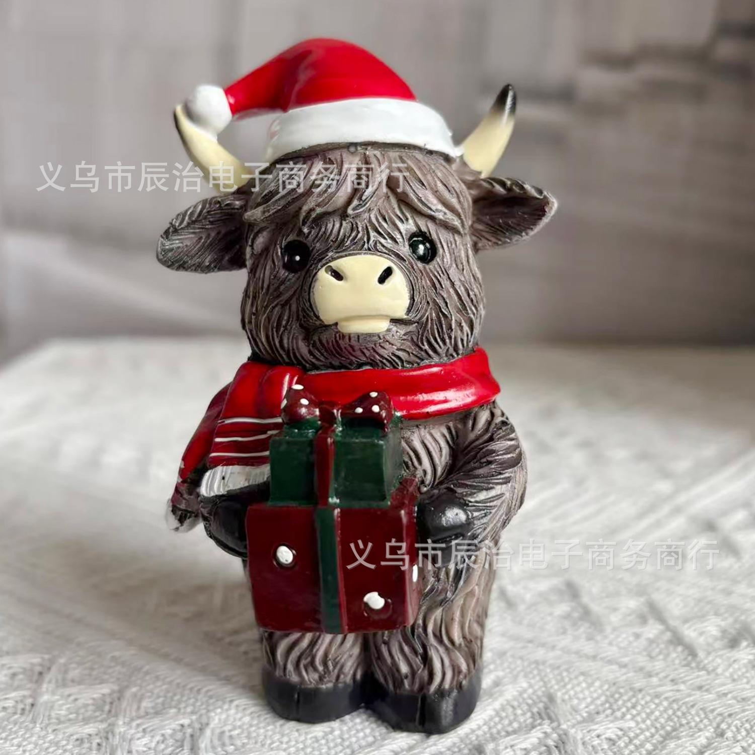 Christmas resin statue ornament Highland cow Christmas gift cow ornament home desktop decoration gift