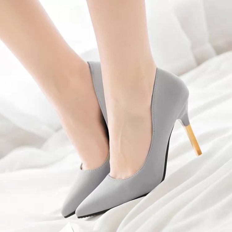 High Heels For Women With Metal Accents And Pointed Toe For Office And Nightclub Wear