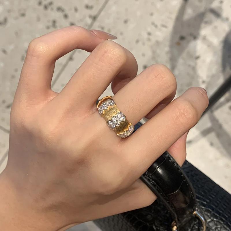 New In Simple Style Wire Drawing Rings Fashion for Women Light Luxury Geometric Female Ring Party Wedding Popular Jewelry