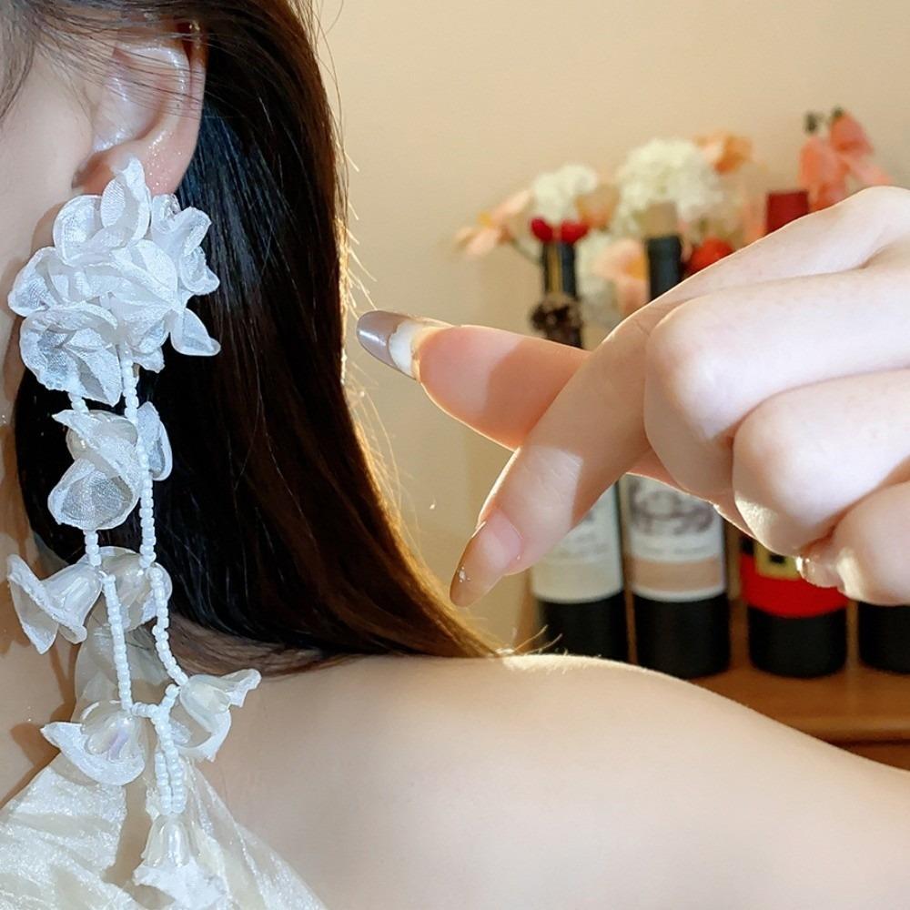 1 Pair Temperament Chiffon Flowers Earrings with Beads Tassel Bohemian Style Vacation Flower Eardrops Jewelry Exquisite