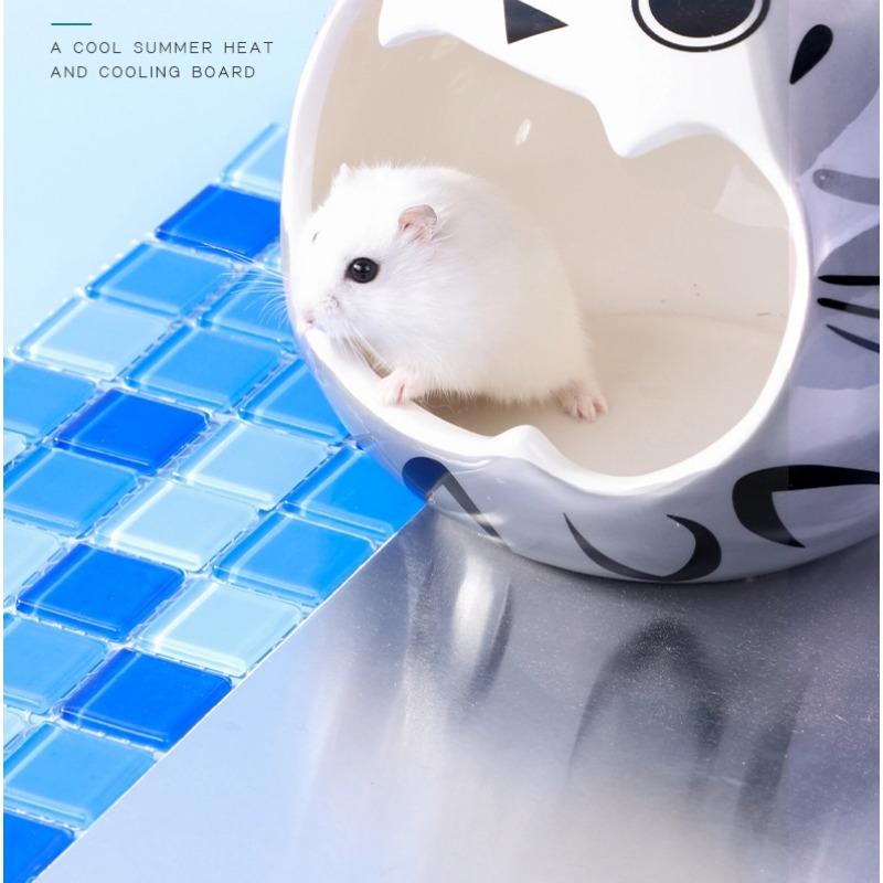 1PCS Hamster Cooling Board Summer Heat Cooling Blanket Guinea Pig Rabbit Dutch Pig Mat Pet Furniture Small Pet Accessories