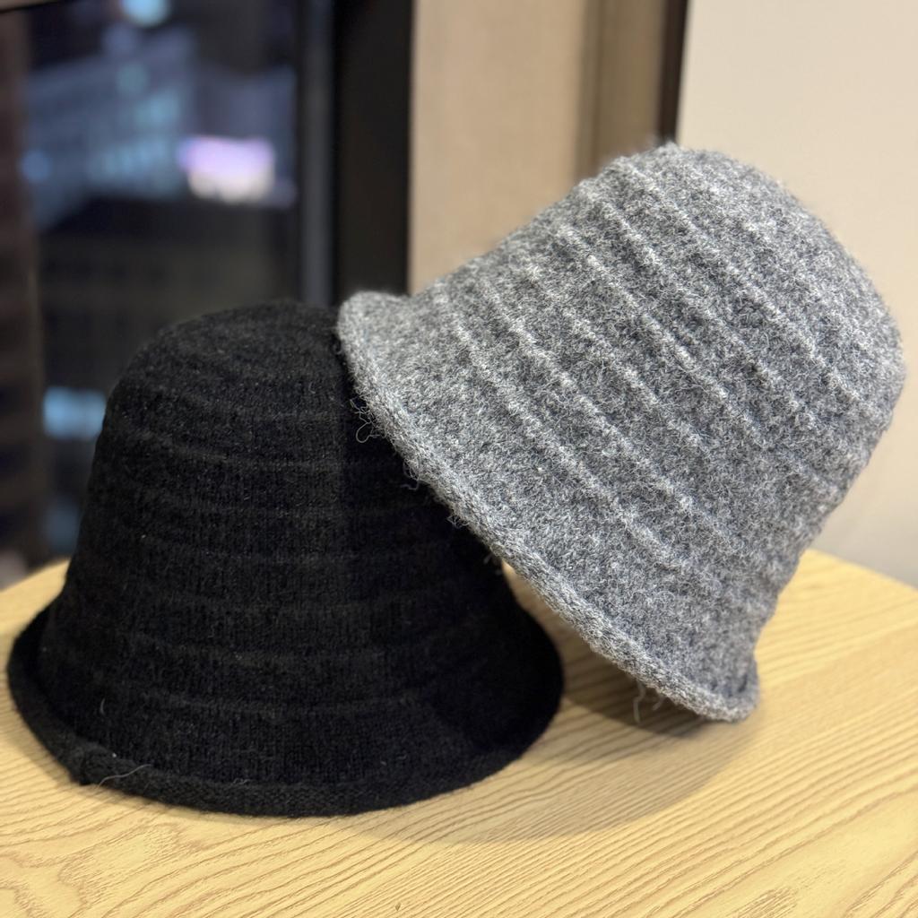 New Style Fisherman Hat Women's Curled Top Hat Autumn and Winter Warm Knitted Cashmere Hat Temperament Face Small Basin Hat