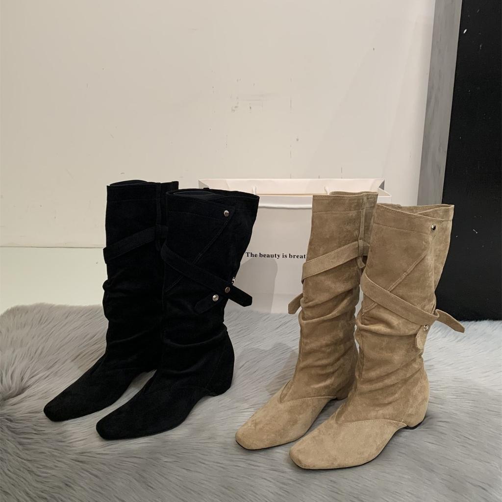 Boots Women's long boots New autumn retro Maillard two wear pointed inner height increase and thin tall stacking boots
