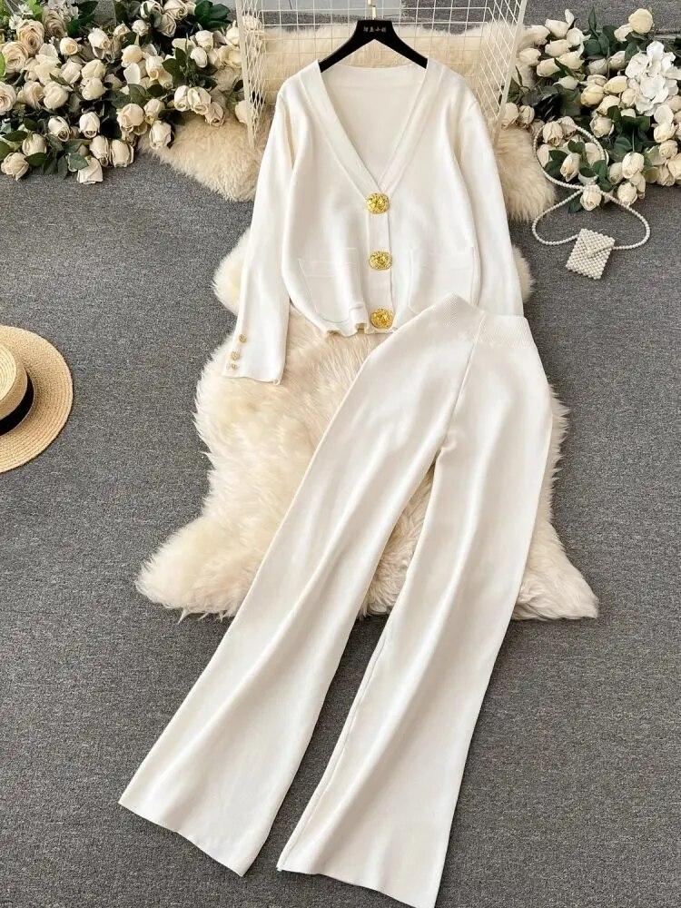 Otoño Invierno botones dorados cuello en V cárdigan con bolsillo suéteres de punto + Pantalones de pierna ancha chándales conjunto largo de dos piezas