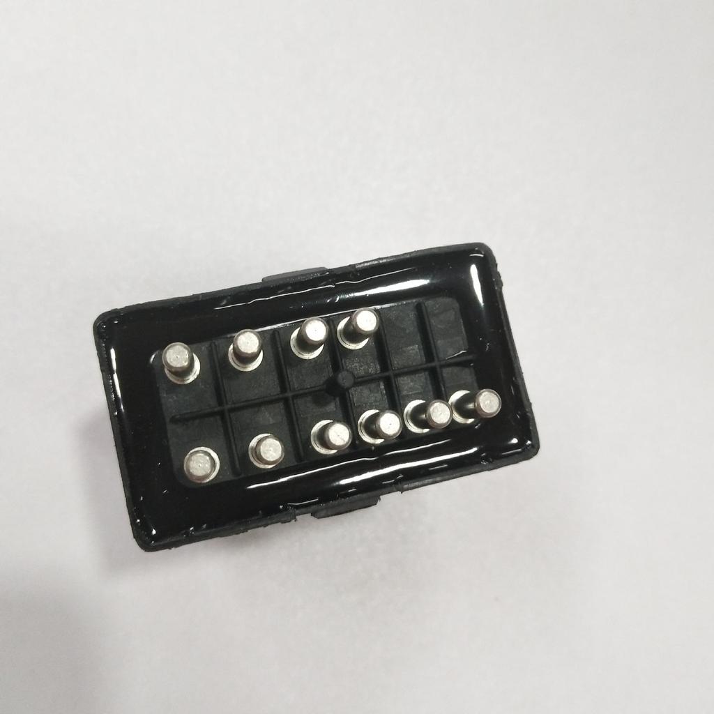 Mercedes-Benz W124 C124 W201 W463 Fuel Pump Relay - Ample Stock