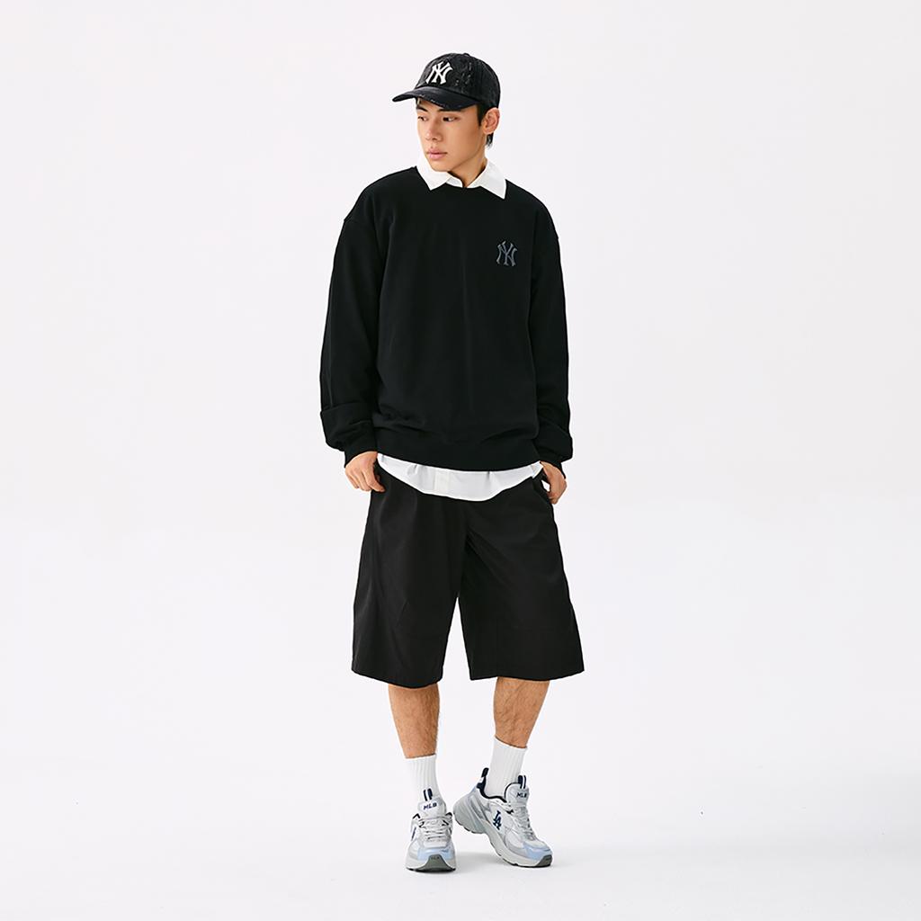 New MLB MONOGRAM Collection New York Yankees FW25 Sweatshirt Unisex Black 3AMTM0654-50BKS