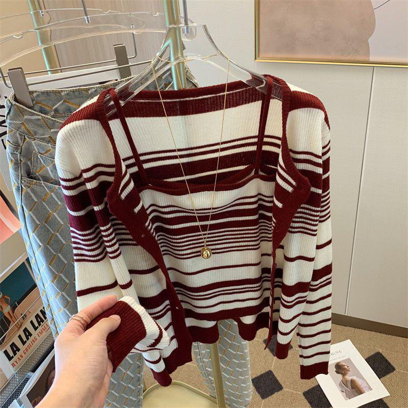 

Женский полосатый трикотажный костюм-двойка: Сексуальная короткая майка и ретро-куртка на начало осени 2025 года. XL (Recommended 110-120 Jin)