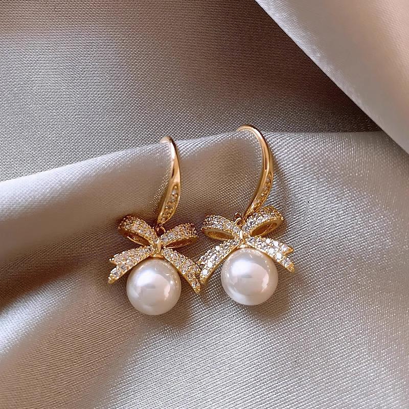Guliya Bow Pearl Ear Hooks: Luxurious, Trendy 2023 High-End Earrings for Women