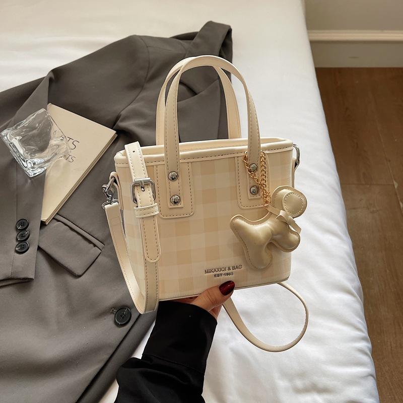 Fashionable Bag Stylish Bucket Bag High Appearance Level Retro Single-shoulder Bag Crossbody Women's Bag