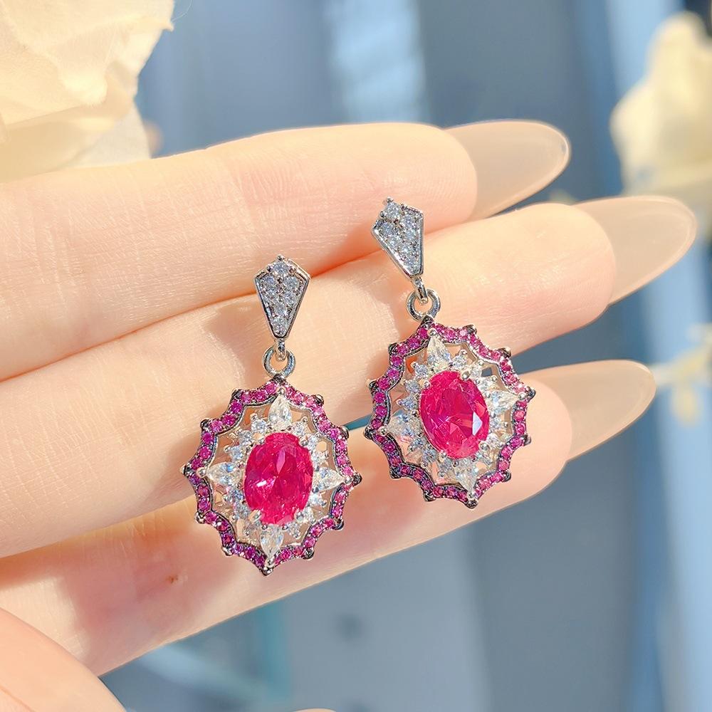Lighting Color-Changing Red Corundum Set, High Carbon Diamond Ring, Two-Color Black Gold Pendant Necklace, Blue Pointed Crystal Colored Treasure Stud