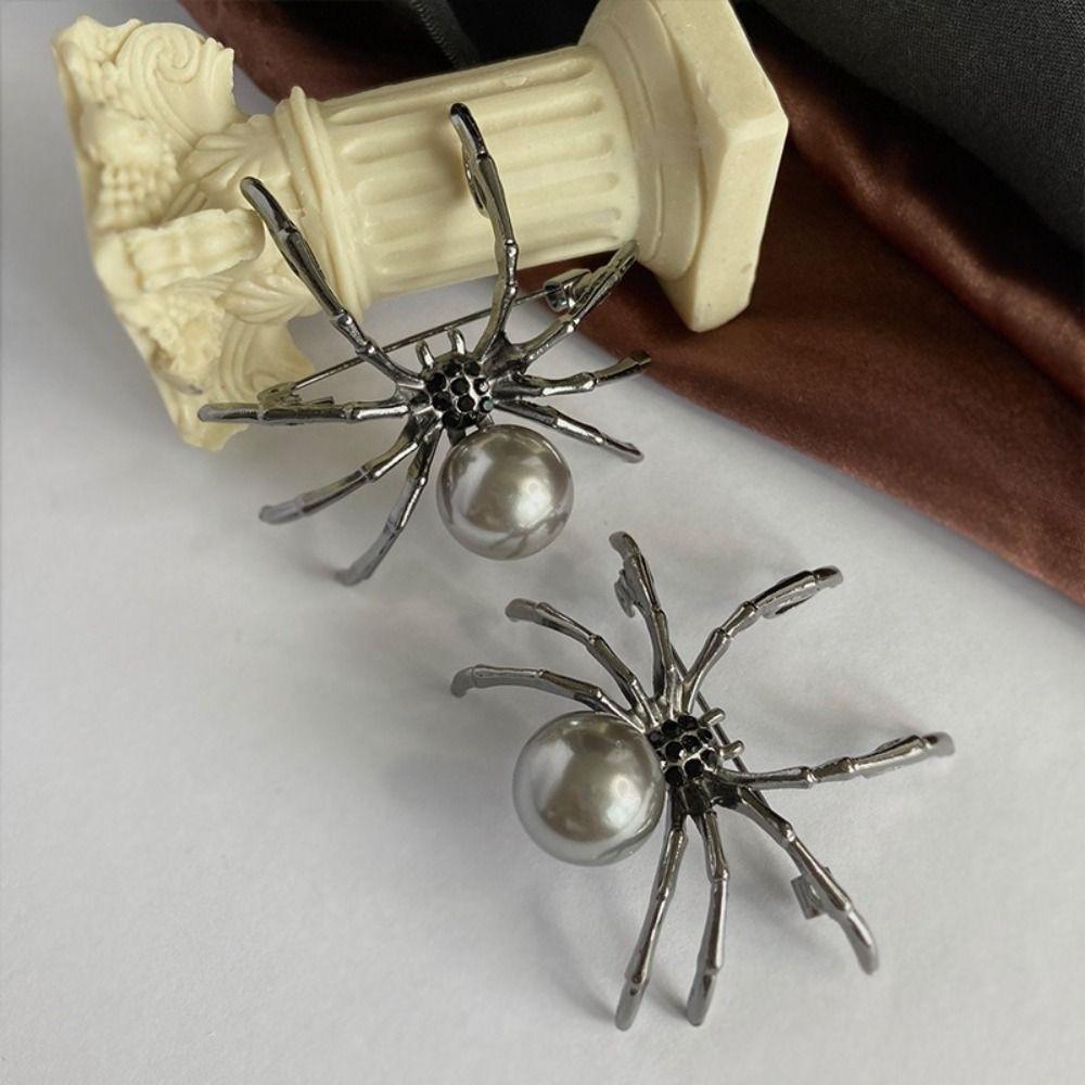 Exaggerated Design Spider Brooches White Pearl Black Pearl Punk Brooches Metal Pin Creative Design Animal Jewelry
