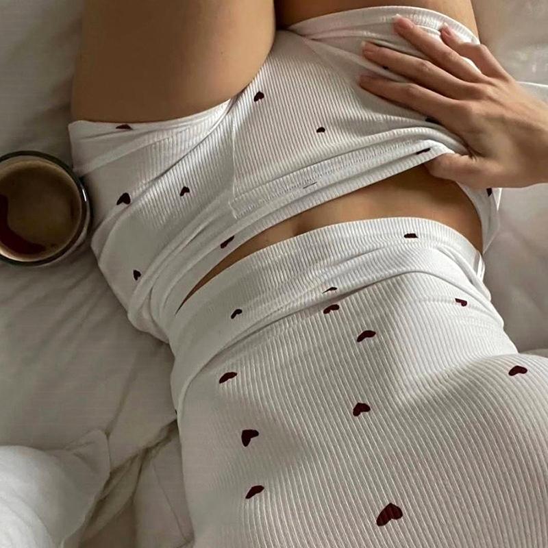 1 Set Pajamas Smooth Fit Sleeveless Machine Washable Heart Polka Dot Print Cute Round Neck Comfortable Nightgown Black/White