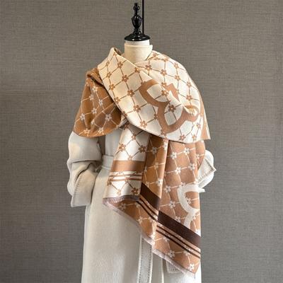 Autumn and Winter New Plaid Flower Scarf Women's Exquisite Contrasting Color Jacquard Scarf Fashionable Versatile Warm Fringed Shawl