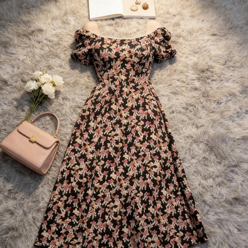 Sweet romantic floral dress women's summer new pearl square neck bubble sleeve slit dress