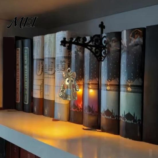 Collectible Holiday Hanging Tag Decorative Ghost Pendant, Iron Bracket Bookshelf Decor, Halloween And Rustic Metal Wall Art Christmas for Indoor
