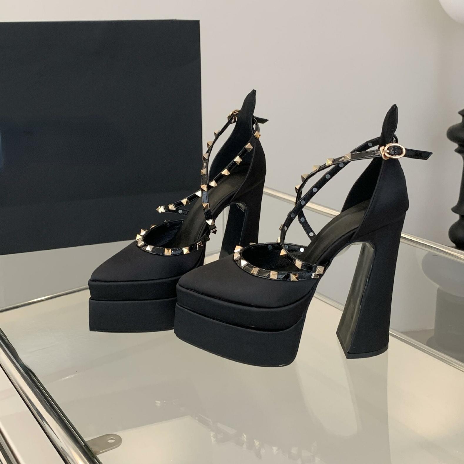 

Fashion Show Belt Buckle Rivet Thick Heel Sandals 2024 New Pointed Hollow Ultra High Heel Waterproof Platform Single Shoe Size42 42