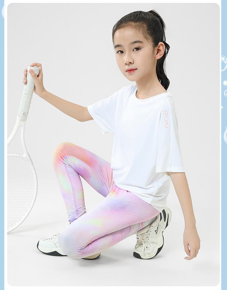 Girls' Lightweight Sun Protection Sports Suit - Short Sleeve Top & Elastic Yoga Shark Pants