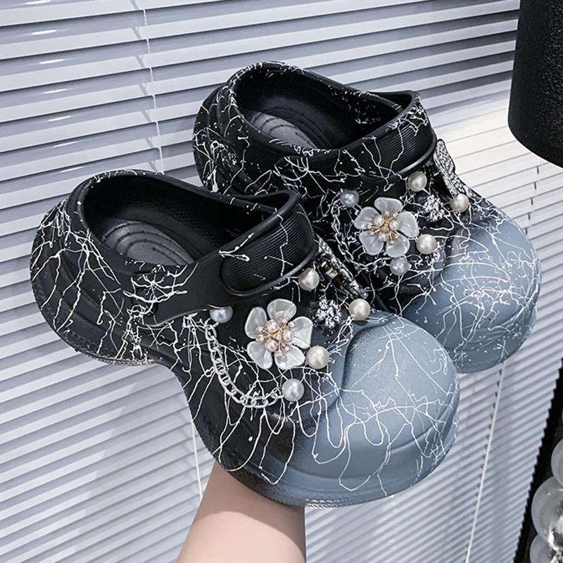 Fashion Fashion Mix Color Chunky Platform Clogs Sandals Women Crystal Butterfly Thick Bottom Garden Shoes Woman Non Slip Summer Slippers