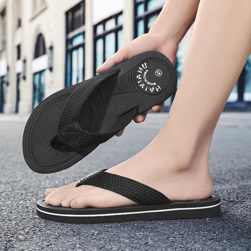 Fashion Men Slippers Outdoor Flip Flops Summer Fashion Open Toe Flat Shoes Non-slip Home Breathable Soft Trendy Men Beach Sandals 2025