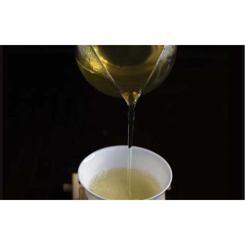 Yunnan 2021 Tea Nannoushan Head Spring Ancient Tree Pu'er Raw Tea 357g Cake Tea