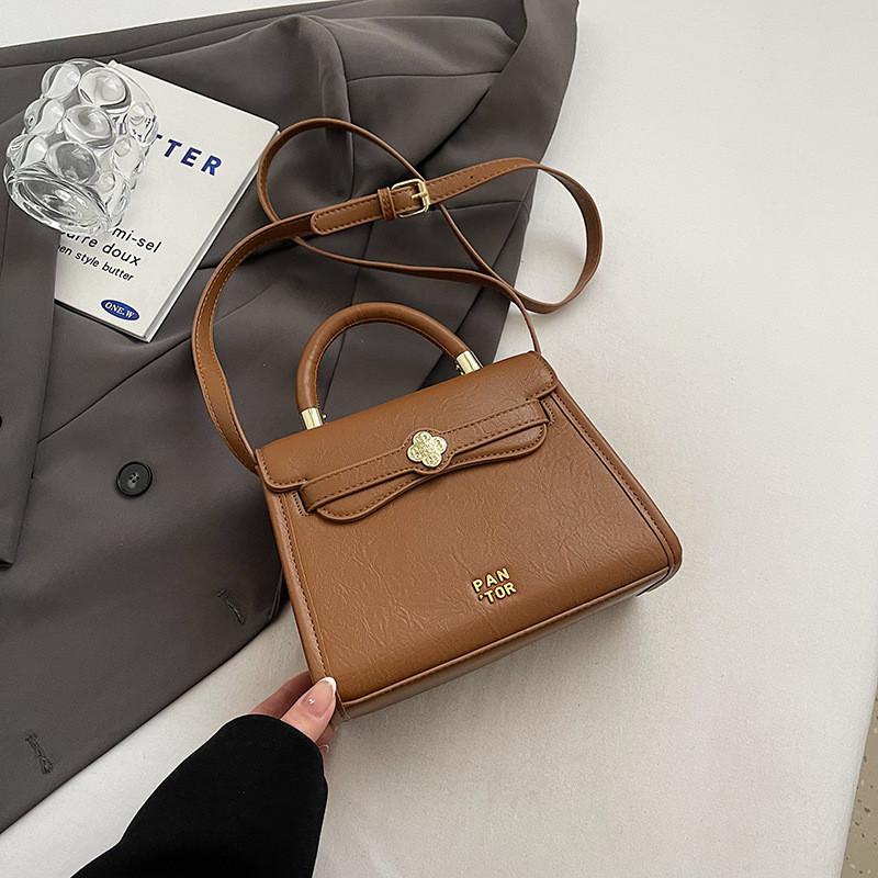 IELGY Autumn Winter Retro Fashion One-Shoulder Messenger Bag Ladies