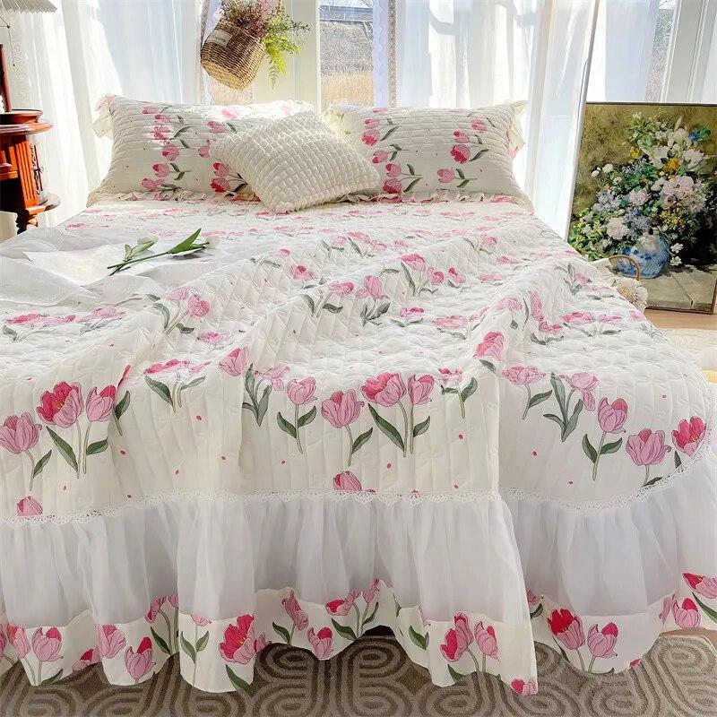 

Французское романтическое покрывало на кровать, хлопковое покрывало с цветочным принтом, 270x250 см, кружевные оборки, толстая простыня с двойным стеганым рисунком королевы, 2 наволочки 250x250cm 98x98inch