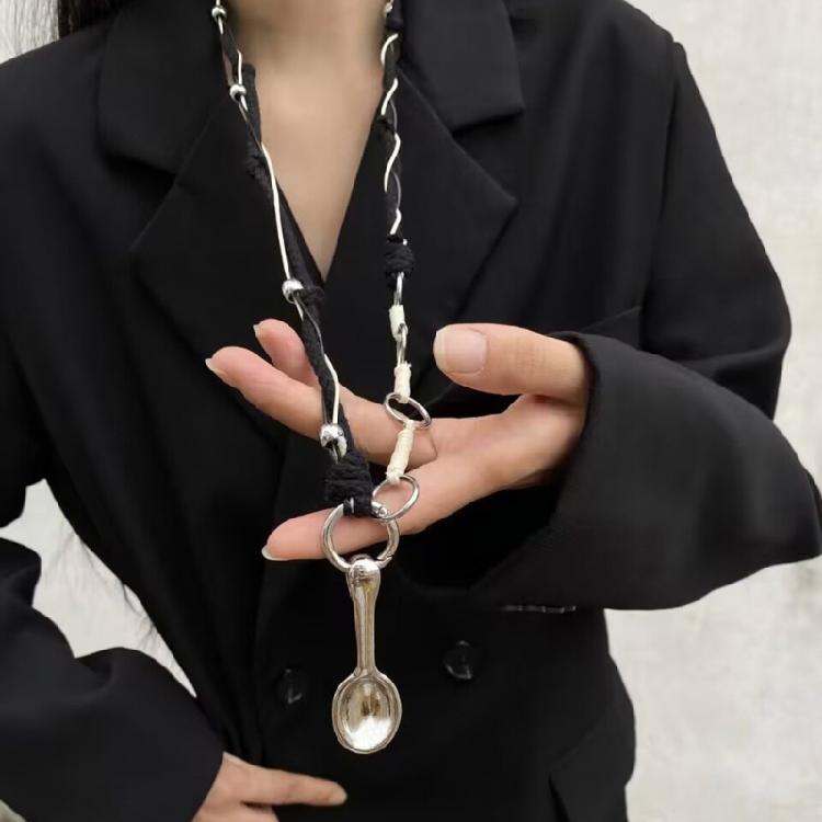 Chic and Quirky Spoon Pendant Necklace Delicate Spoon Pendant Necklace Elegant Braided Strings Neckchain Adornments