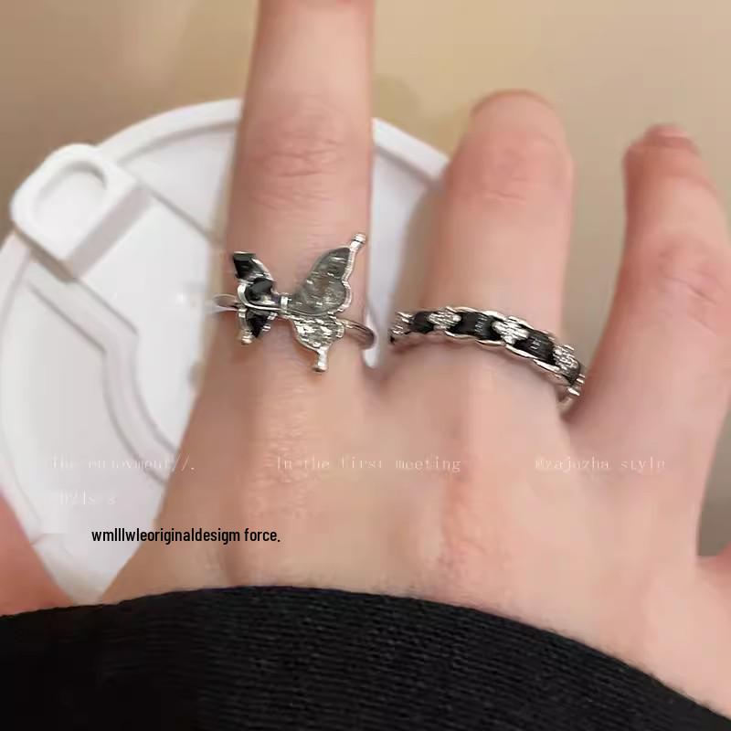 Bague élégante en zircon argenté pour femmes - Design ouvert, polyvalente et stylée