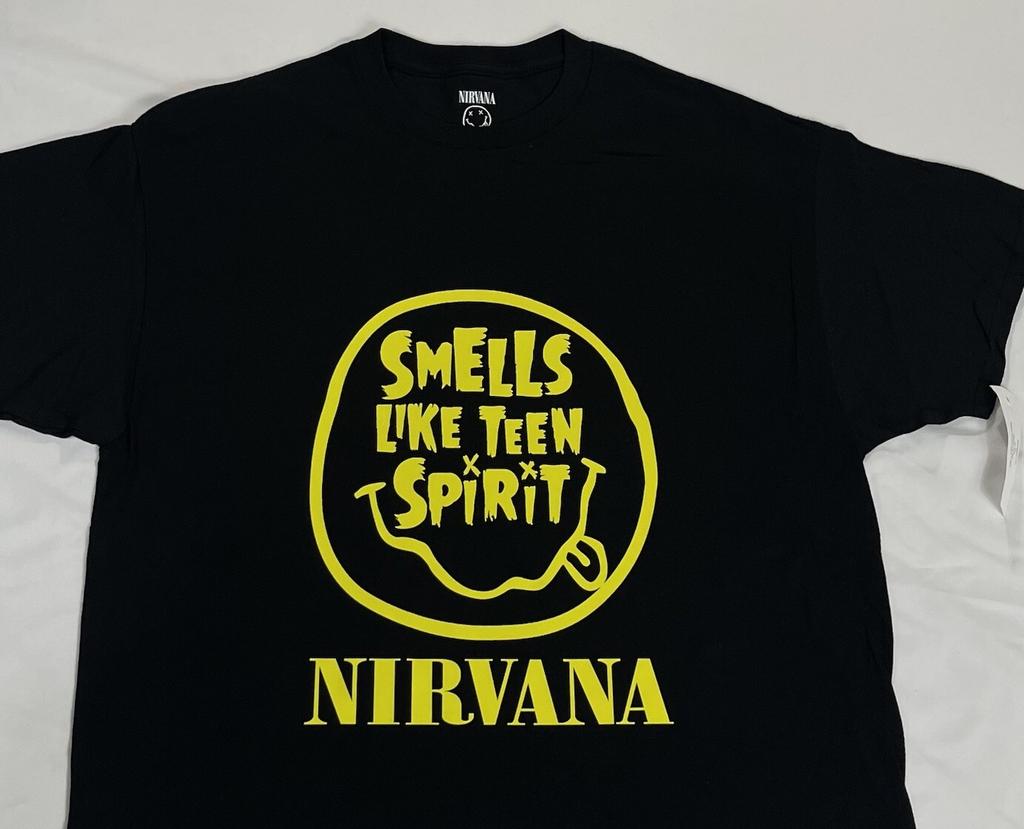 Nirvana Happy Face T-SHIRT Smells Like Teen Spirit (Size Medium) New With Tags