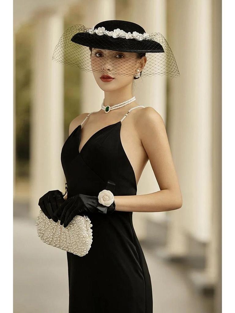 Francouzské retro černé večerní rukavice pro svatební a influencerské focení