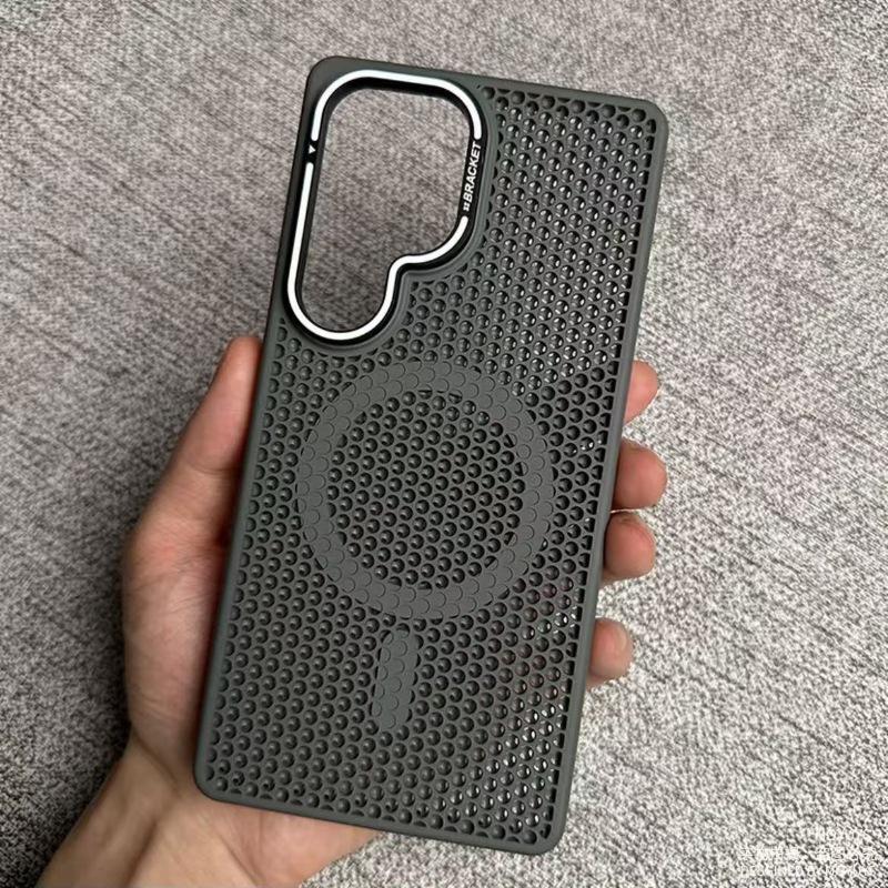 Hollow honeycomb heat dissipation suitable for Samsung s11ultra mobile phone case lens holder s11ultra magnetic protective case