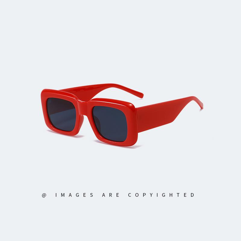 

Vintage Fashion Square Sunglasses Women Men Luxury Brand Designer Small Frame Classic Gradient Sun Glasses For Female Shades красный черный